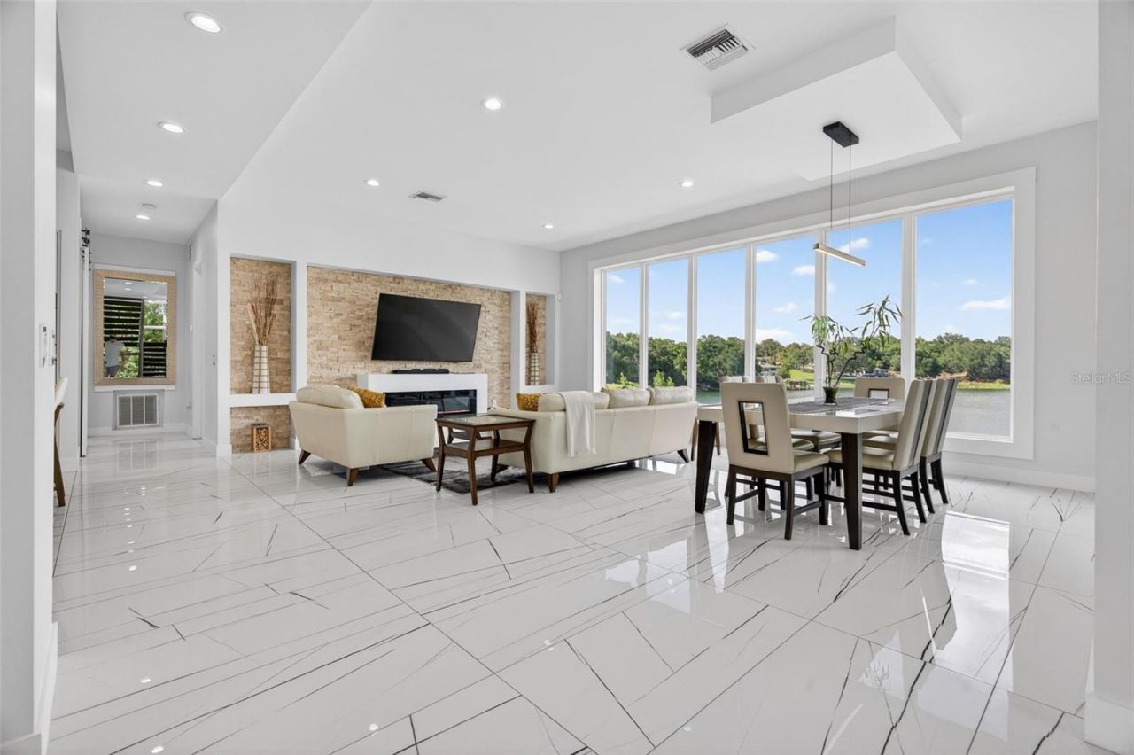 3059 S Lakeshore Court, Eustis, FL 32726 Photo