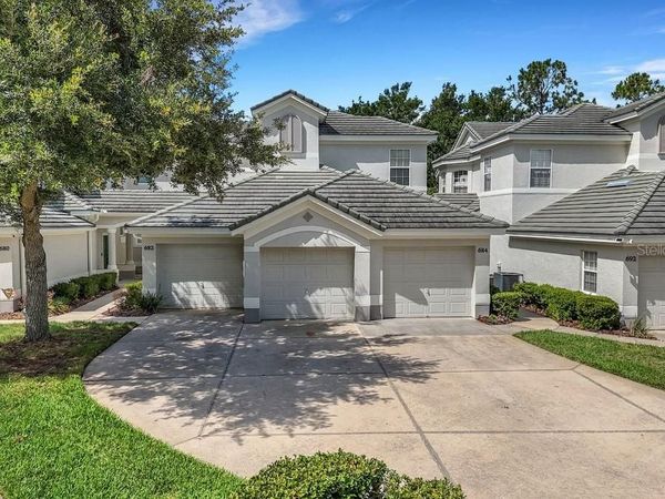 684 GRASSLANDS VILLAGE CIRCLE, LAKELAND, FL 33803