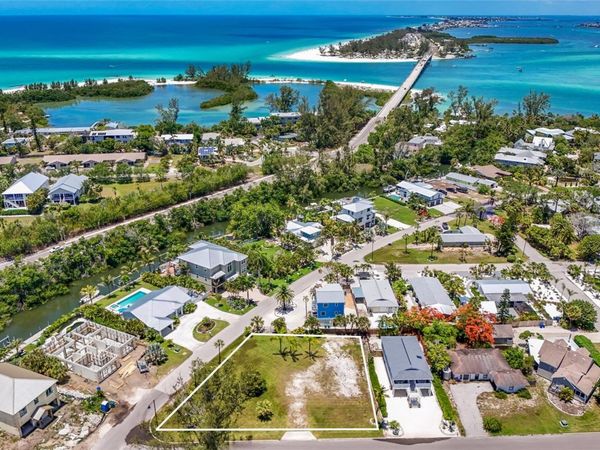 591 RUSSELL STREET , LONGBOAT KEY, FL 34228