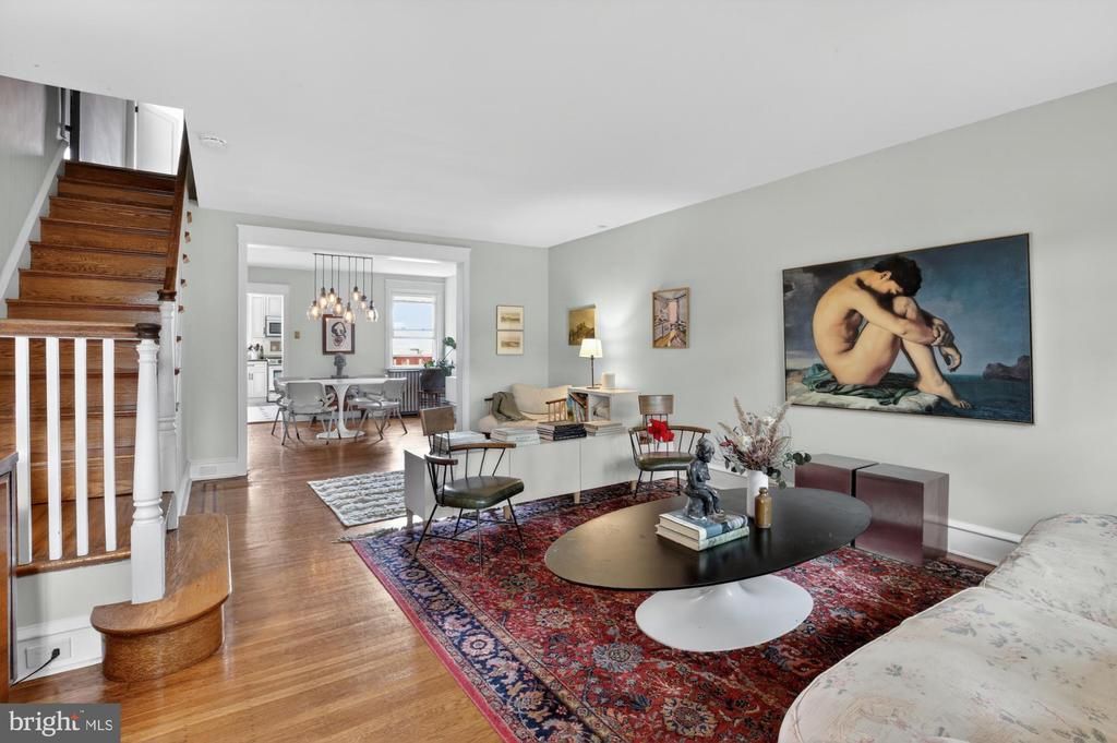 3455 W Queen Lane, Philadelphia, PA 19129 Main Photo