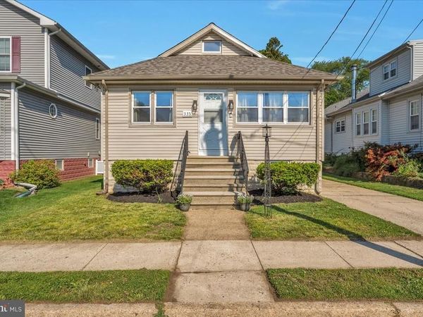 335 WALNUT AVENUE, GLOUCESTER CITY, NJ 08030