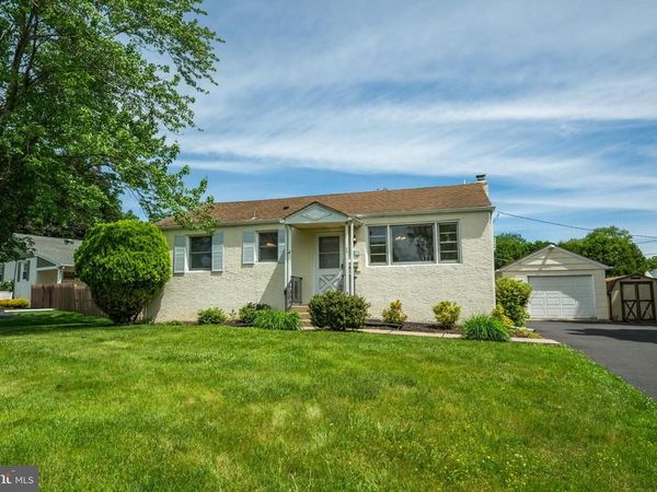 22 MAPLEVIEW DRIVE , FEASTERVILLE TREVOSE, PA 19053
