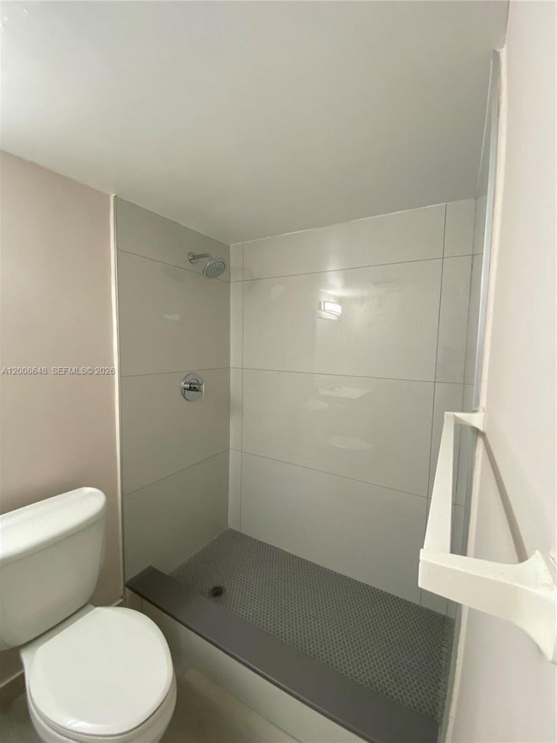 605 S State Road 7 , Unit 3F, Margate, FL 33068 Photo