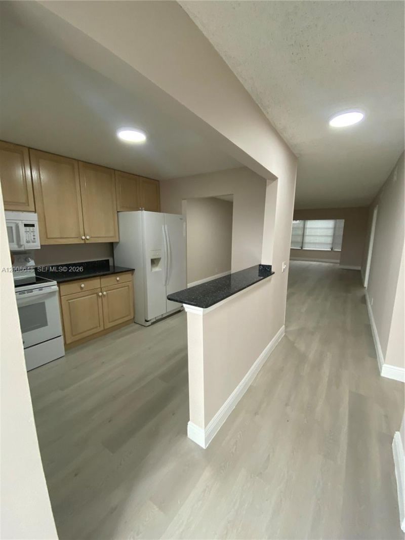 605 S State Road 7 , Unit 3F, Margate, FL 33068 Photo