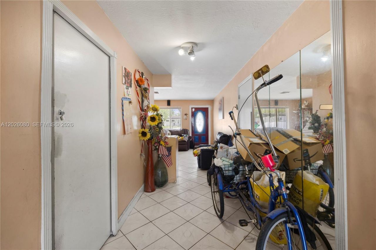 1975 SW 41st Ave, Fort Lauderdale, FL 33317 Photo