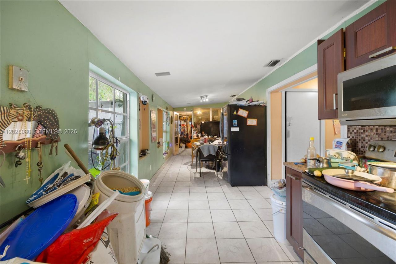 1975 SW 41st Ave, Fort Lauderdale, FL 33317 Photo