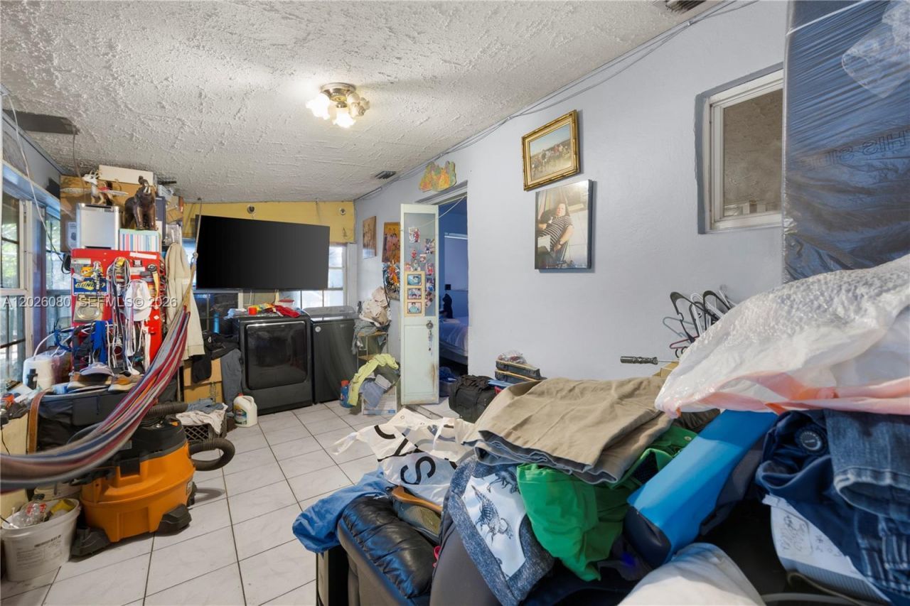 1975 SW 41st Ave, Fort Lauderdale, FL 33317 Photo