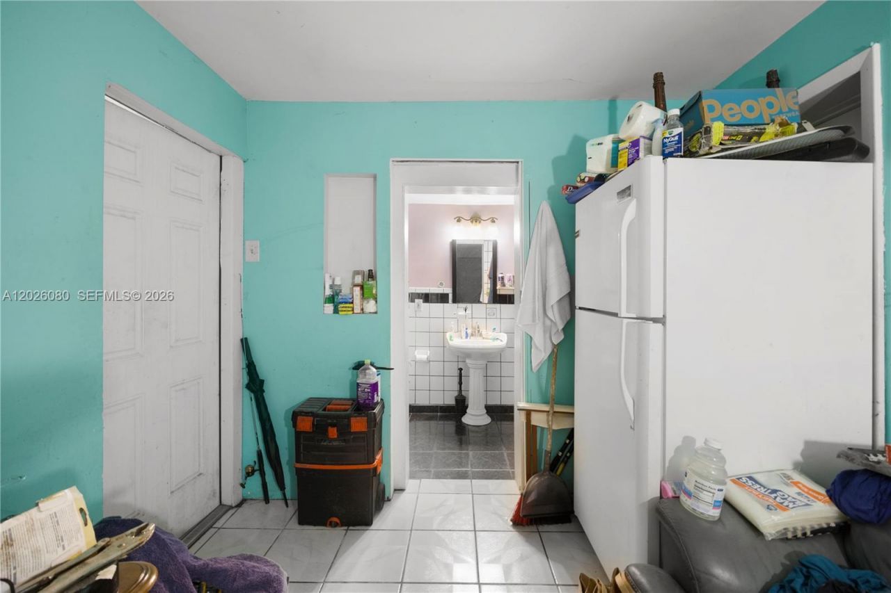 1975 SW 41st Ave, Fort Lauderdale, FL 33317 Photo