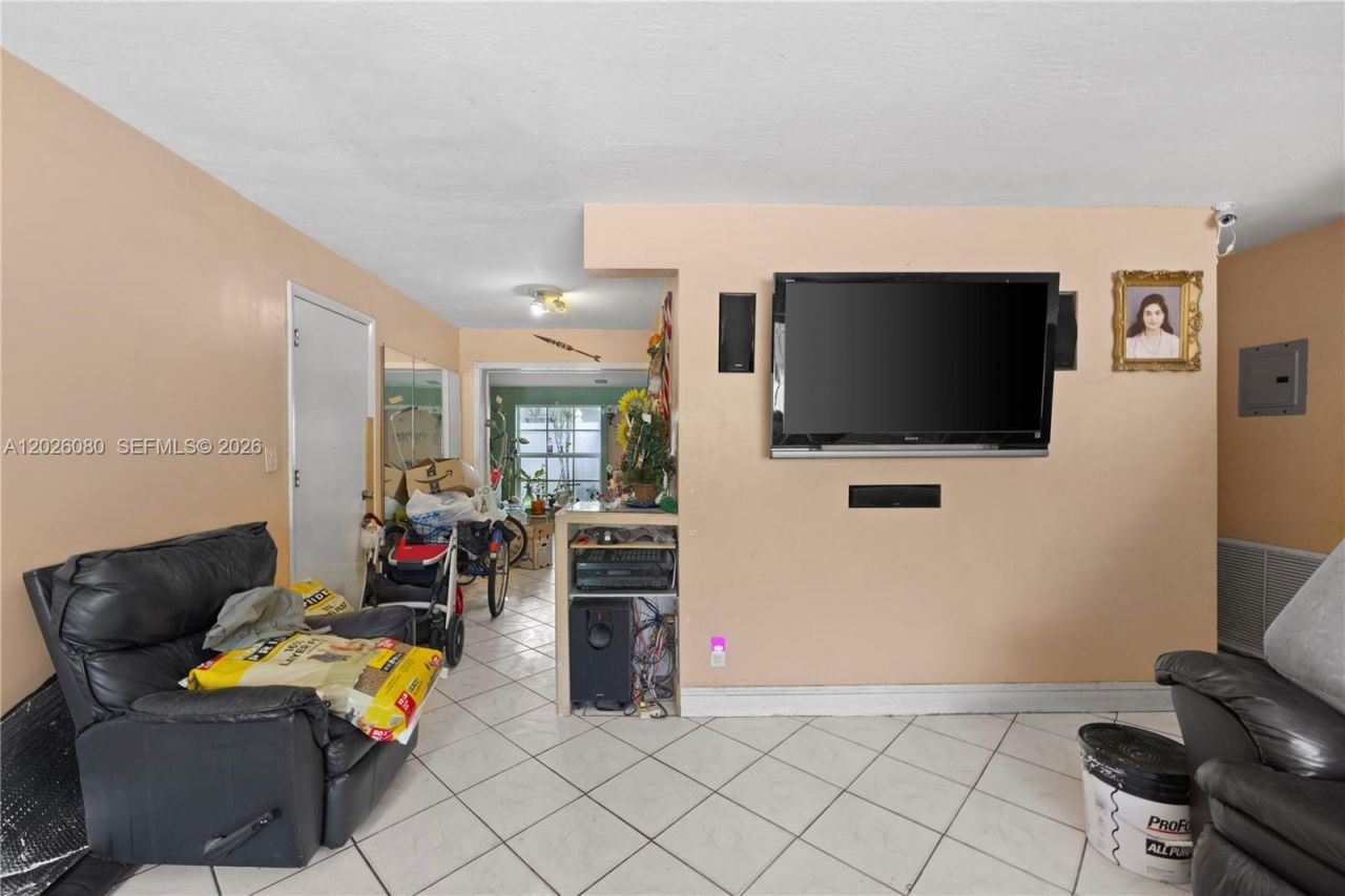 1975 SW 41st Ave, Fort Lauderdale, FL 33317 Photo