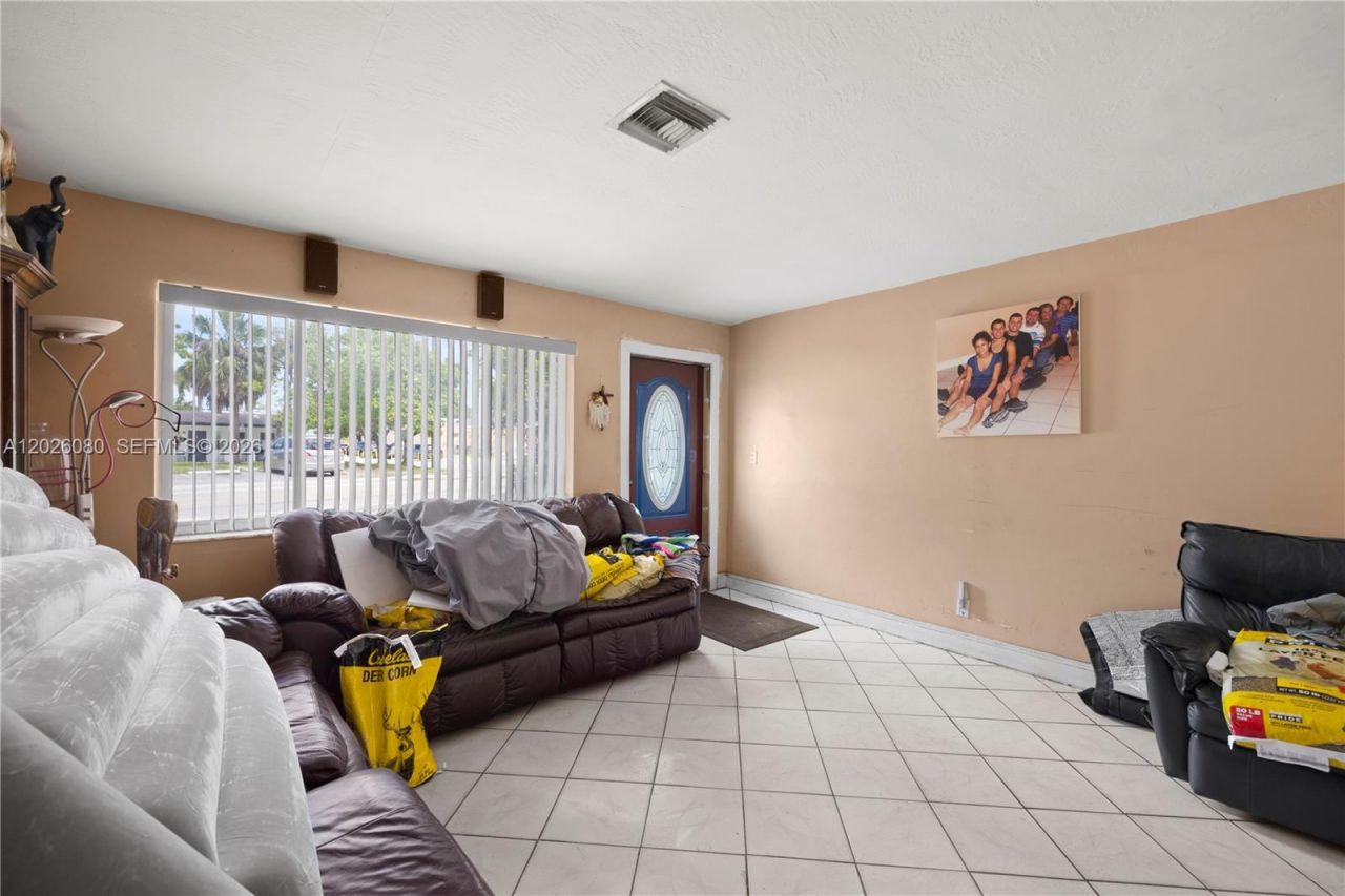1975 SW 41st Ave, Fort Lauderdale, FL 33317 Photo
