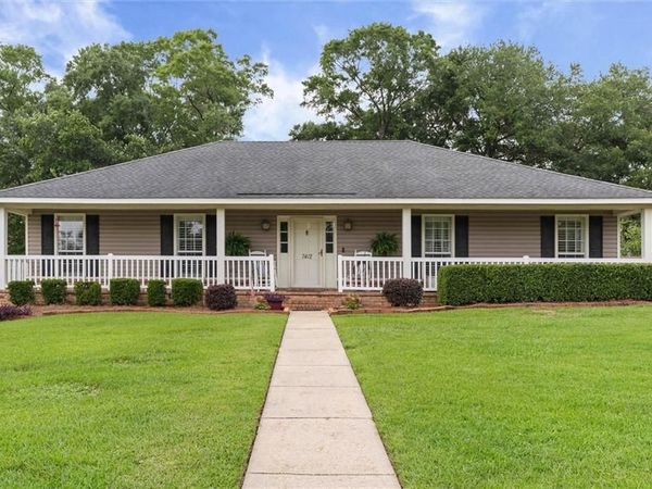 7412 Wesley Court, Mobile, AL 36695