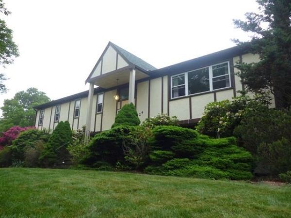 124 Hampton Rd, Unit -, Sharon, MA 02067