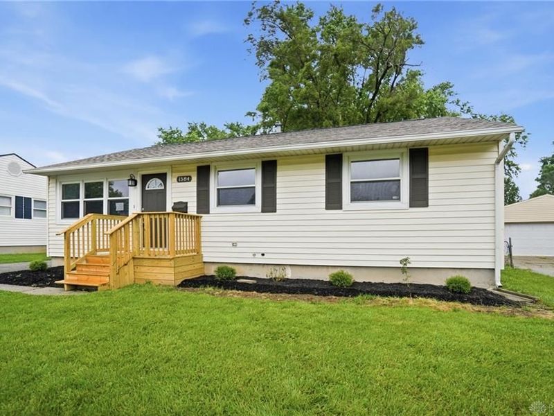 1584 Edendale Road, Dayton, OH 45432 Photo 2
