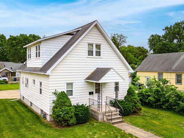 689 40th Street, Des Moines, IA 50312