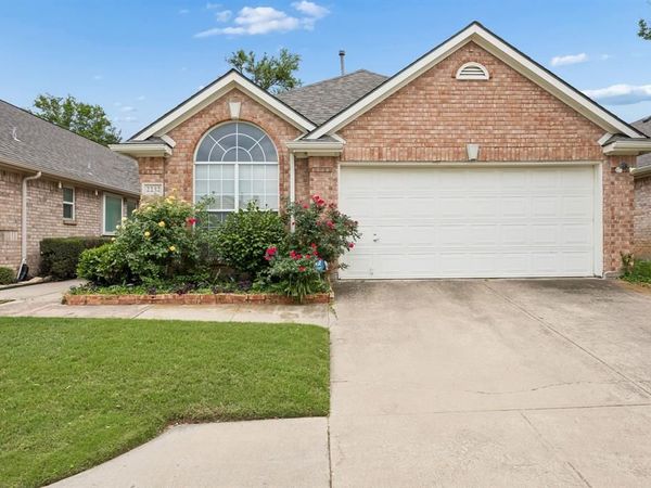 2232 Wembley Wood Lane , Bedford, TX 76022