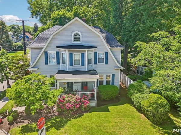 5 Park Avenue, WESTWOOD, NJ 07675