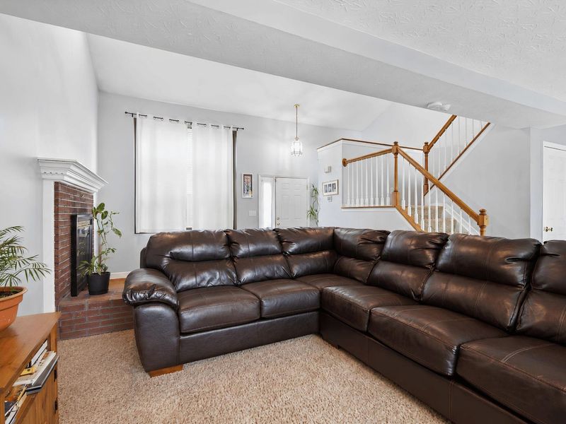 2037 Bluestem Drive, Burlington, KY 41005 Photo 5
