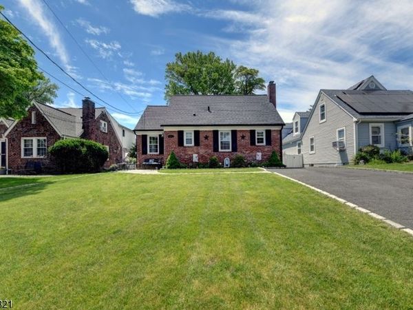 60 Merritt Ave, Dumont, NJ 07628
