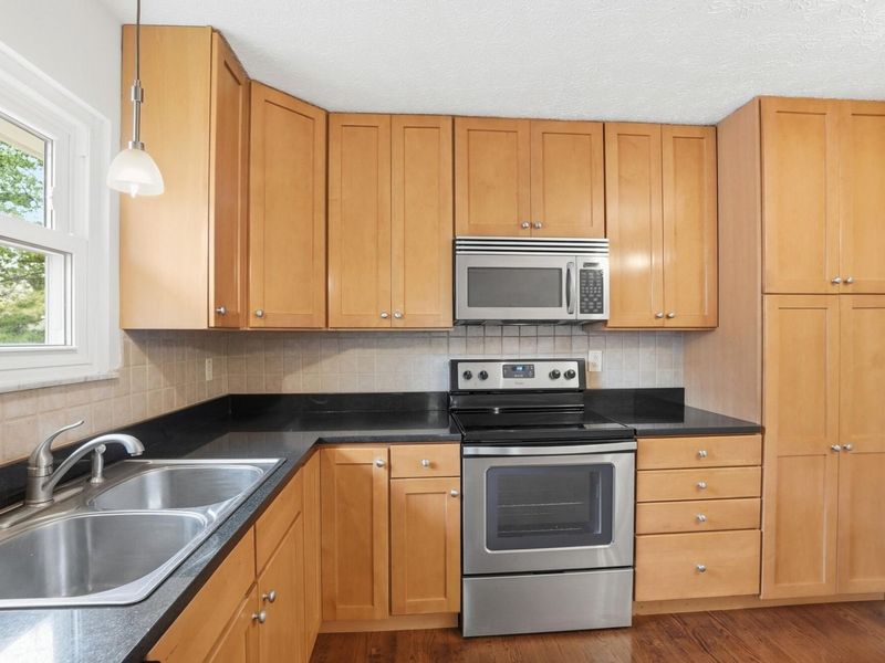 7111 White Butterfly Lane, Reynoldsburg, OH 43068 Photo 27