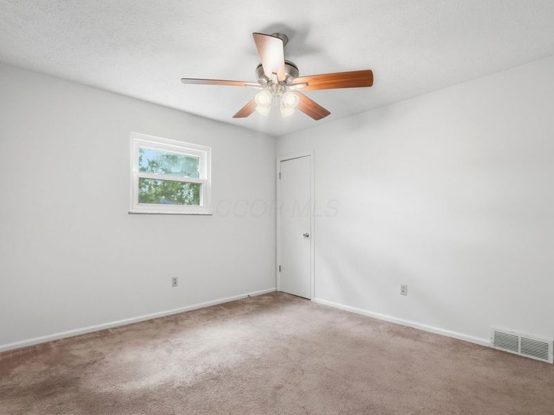 7111 White Butterfly Lane, Reynoldsburg, OH 43068 Photo 30