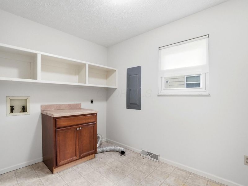 7111 White Butterfly Lane, Reynoldsburg, OH 43068 Photo 34