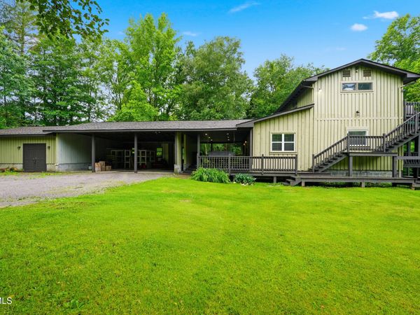 2425 Seminary Church Loop, Big Stone Gap, VA 24219