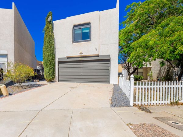 4929 Black Drive NW, Albuquerque, NM 87120