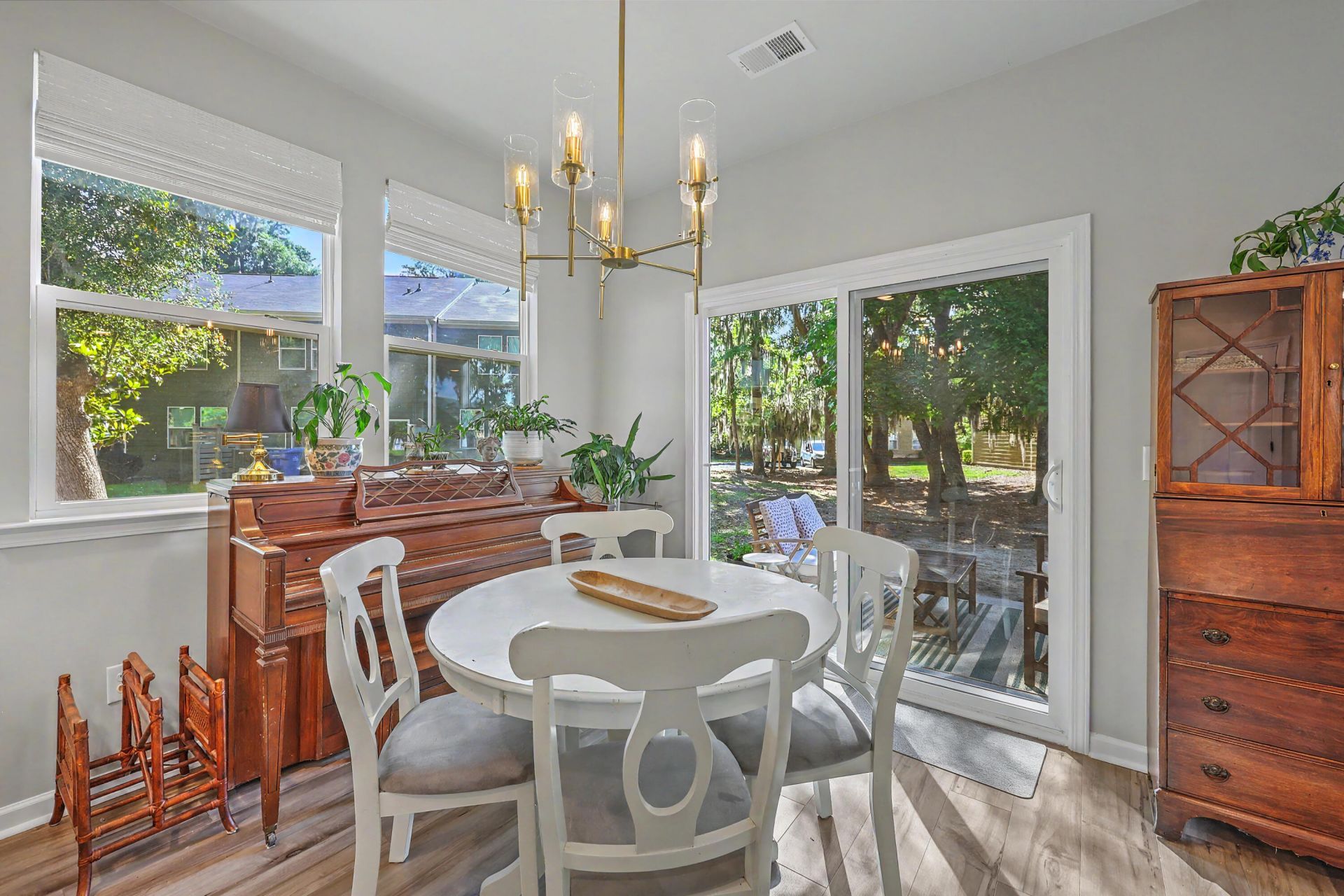 8354 Childs Cove Photo 10
