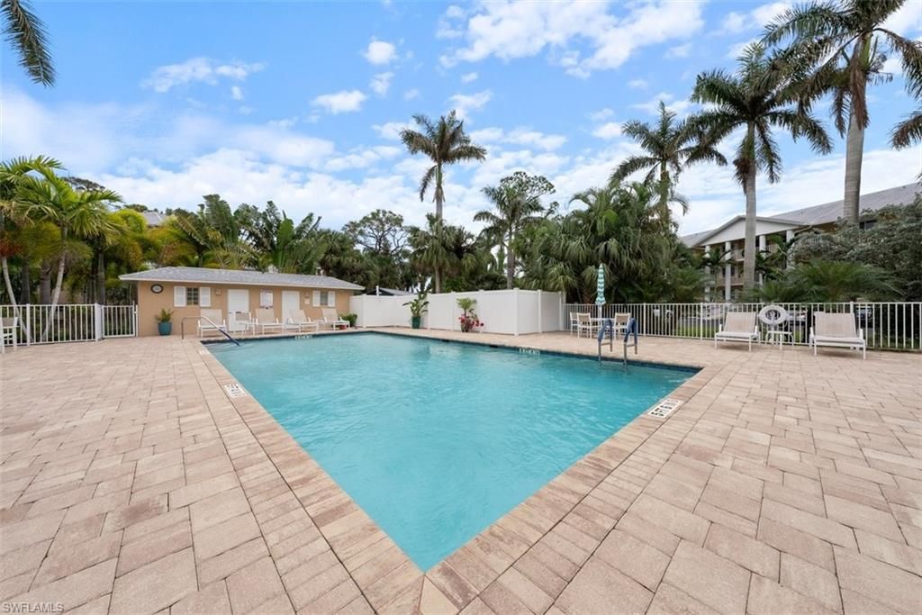 3051 Sandpiper Bay Cir, Unit I304, Naples, FL 34112 Photo