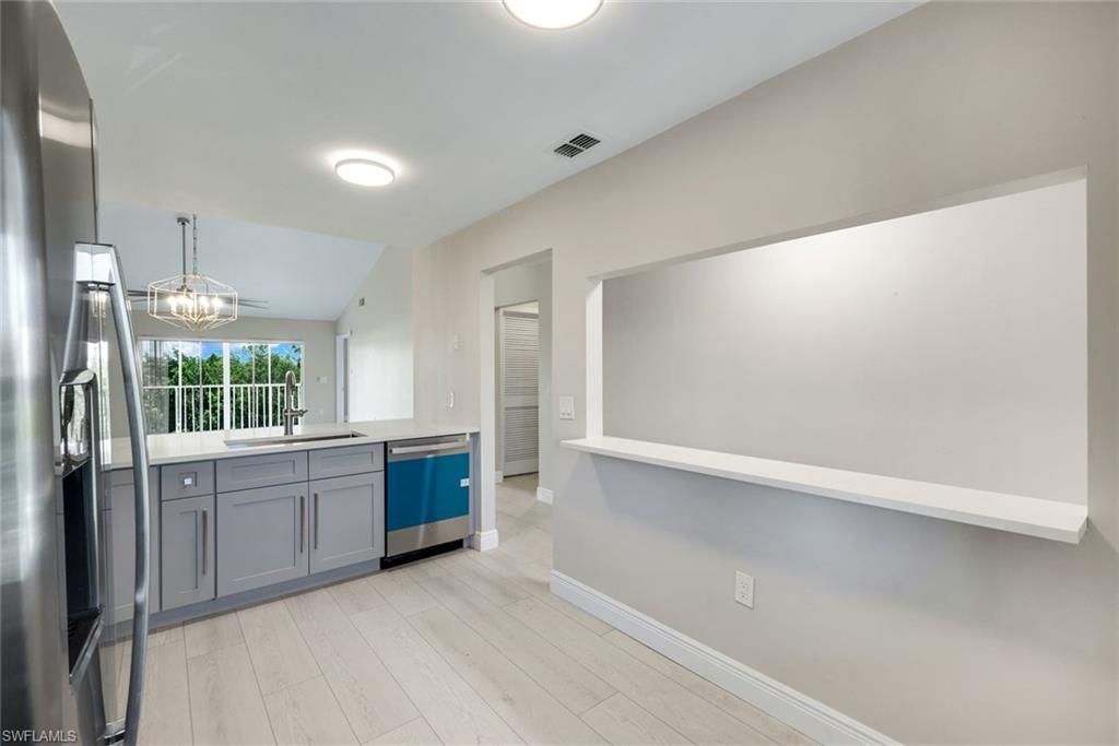 3051 Sandpiper Bay Cir, Unit I304, Naples, FL 34112 Photo