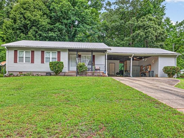 3716 Tanners Mill Road , Gainesville, GA 30507