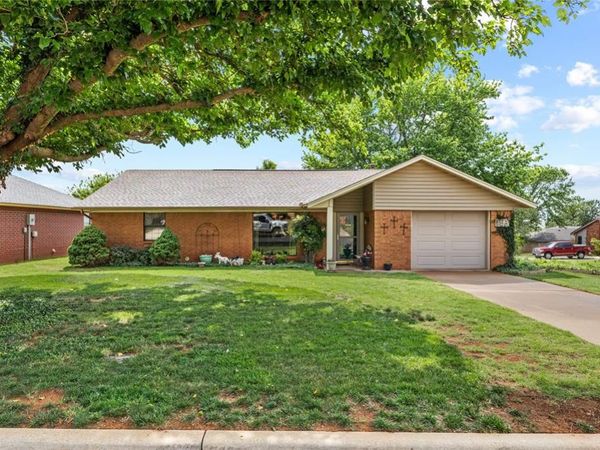 153 Jami Avenue, Weatherford, OK 73096