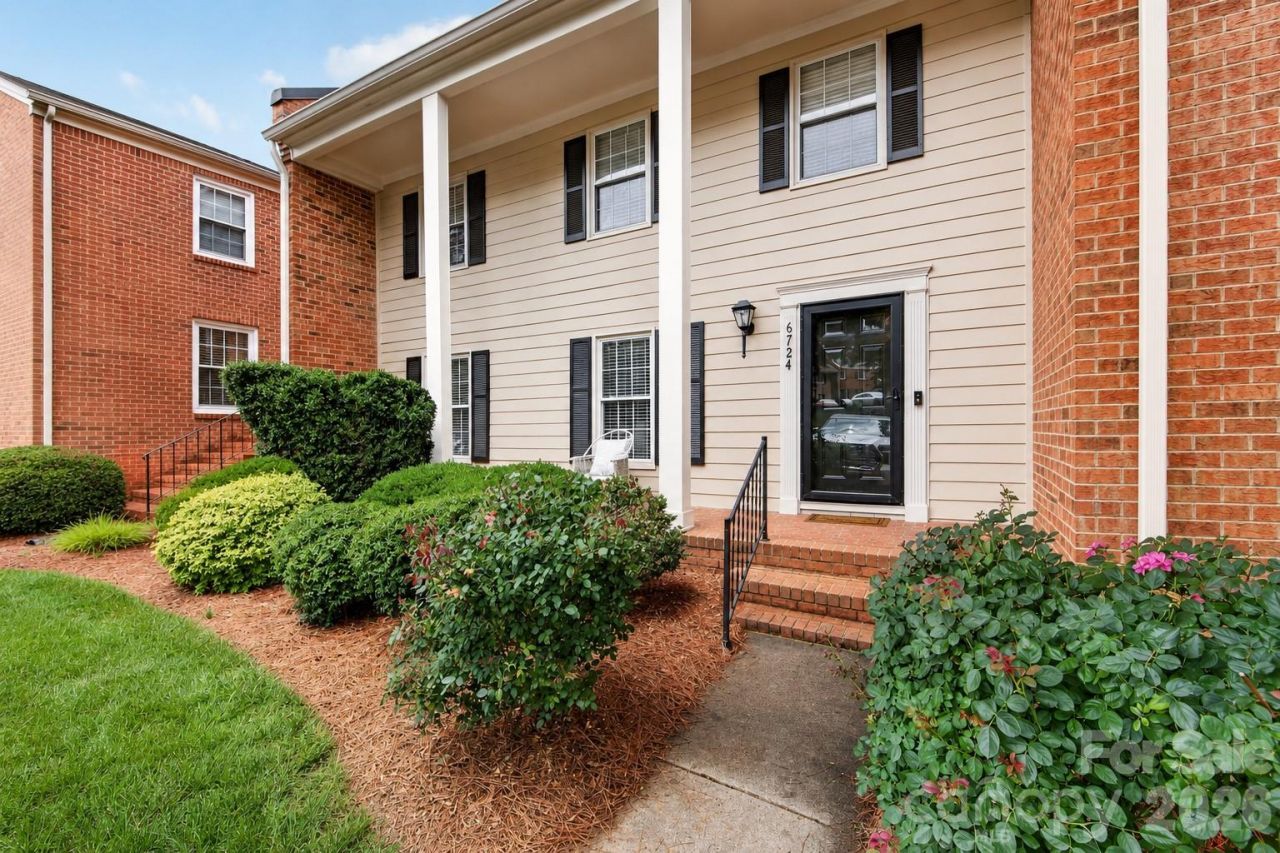 6724 Constitution Lane , Charlotte, NC 28210 Main Photo