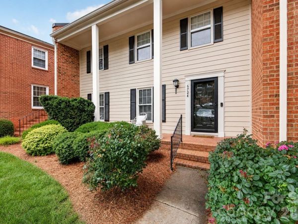 6724 Constitution Lane , Charlotte, NC 28210