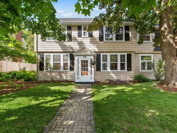 16 Preston Beach Road, Marblehead, MA 01945