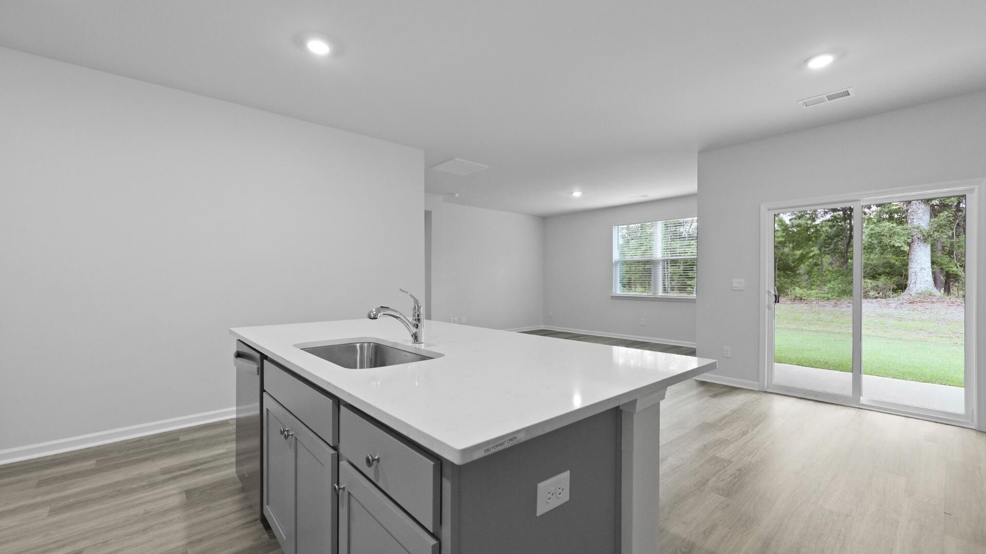 367 Willow Run Drive Photo 8