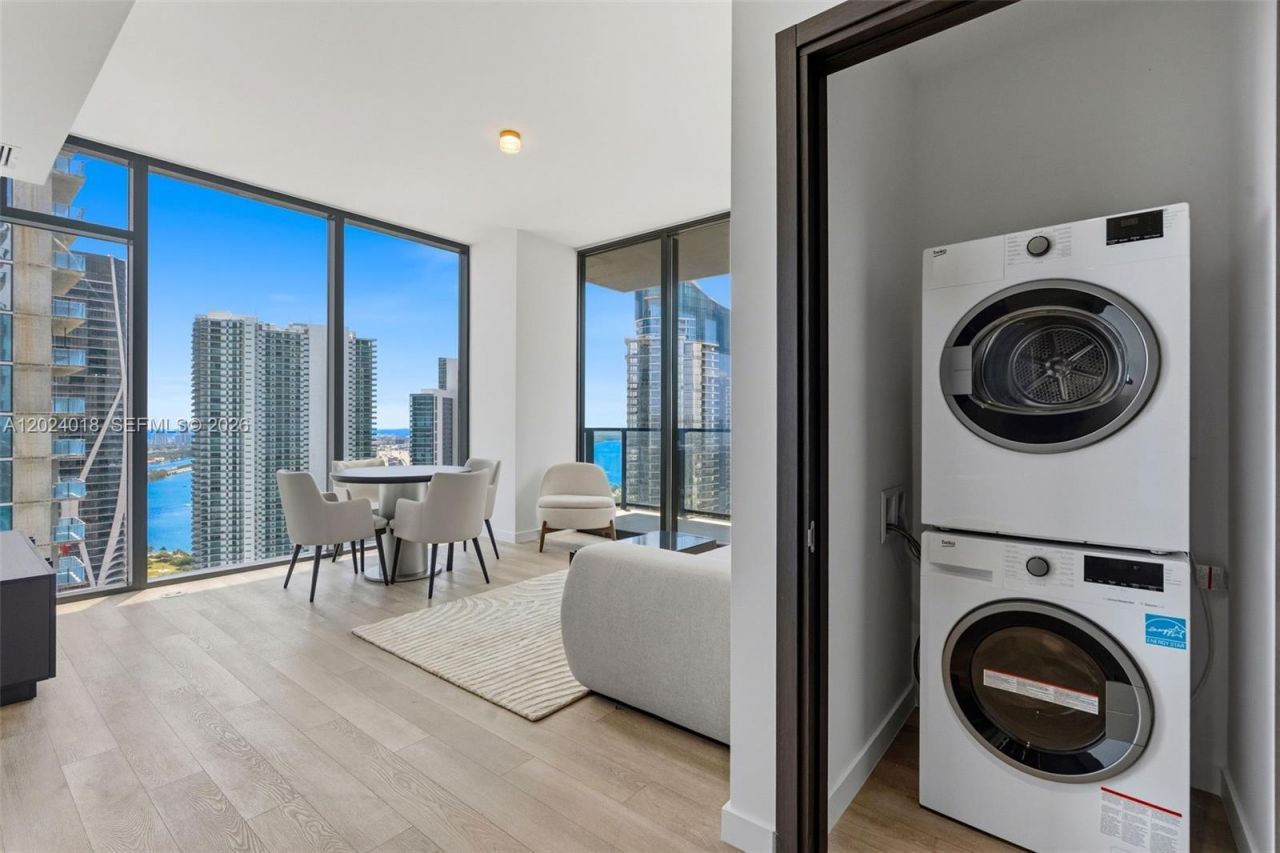 20 NE 11th 20 NE 11th St, Unit 4504, Miami, FL 33132 Photo