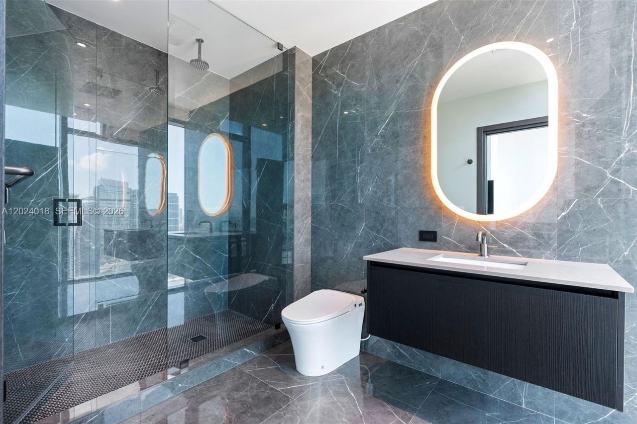 20 NE 11th 20 NE 11th St, Unit 4504, Miami, FL 33132 Photo