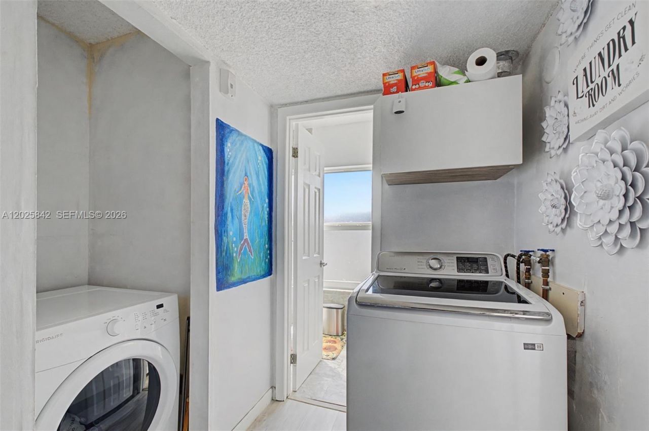 399 NW 72nd Ave , Unit 320, Miami, FL 33126 Photo