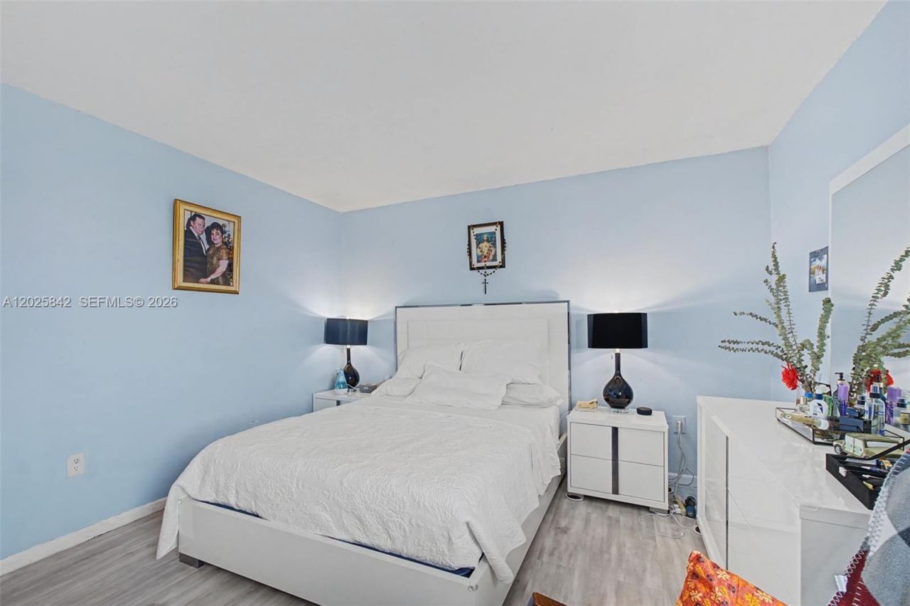 399 NW 72nd Ave , Unit 320, Miami, FL 33126 Photo