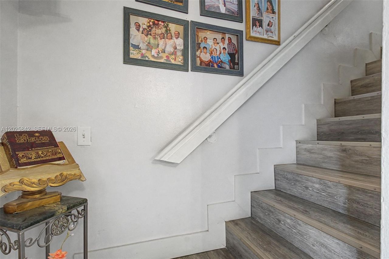399 NW 72nd Ave , Unit 320, Miami, FL 33126 Photo