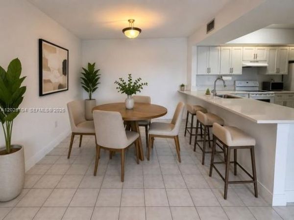 8600 SW 212th St, Unit 308, Cutler Bay, FL 33189