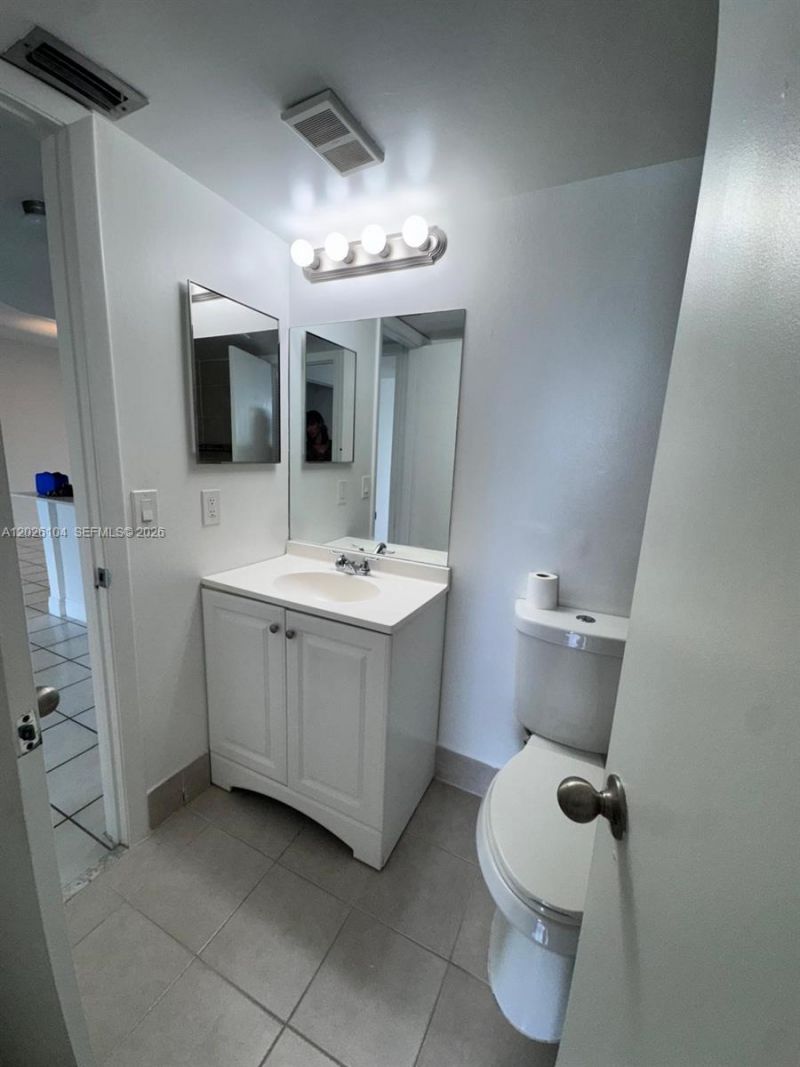 8600 SW 212th St, Unit 308, Cutler Bay, FL 33189 Photo