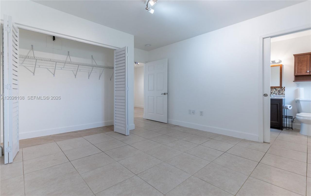 335 Georgia St , Hollywood, FL 33019 Photo