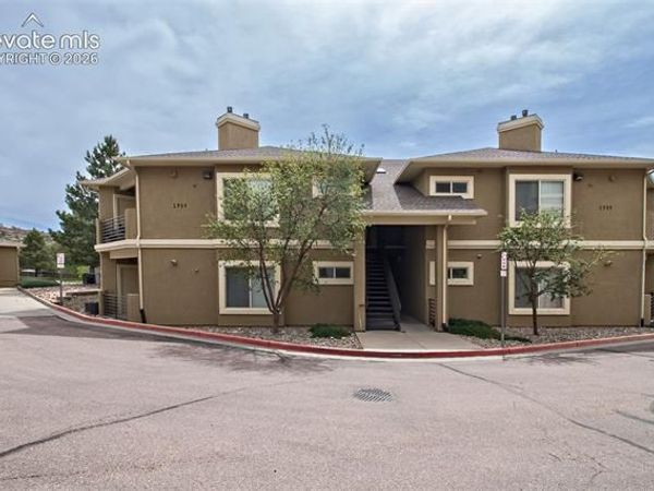 1935 Montura View, Unit 104, Colorado Springs, CO 80919
