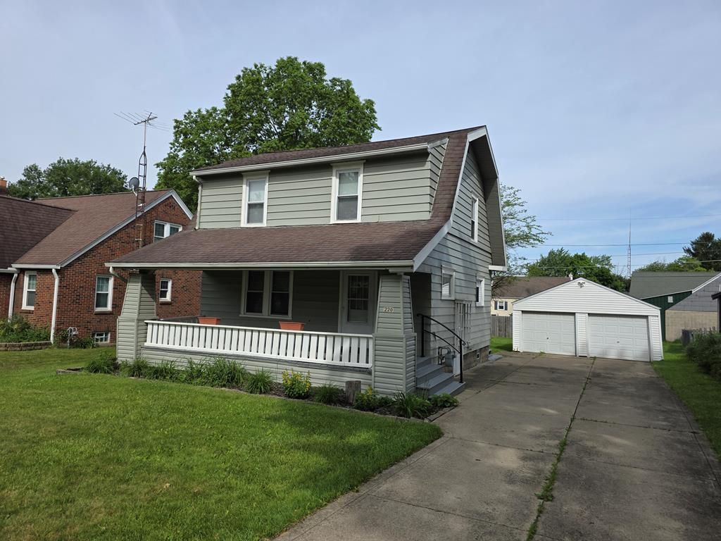 220 Saxton Rd, Mansfield, OH 44907 Main Photo