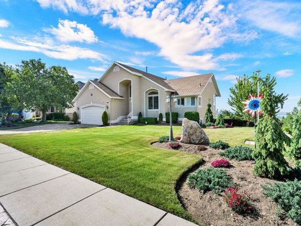 259 E 3725 N, North Ogden, UT 84414