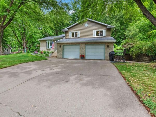 1113 Michaelson Street N, Hudson, WI 54016