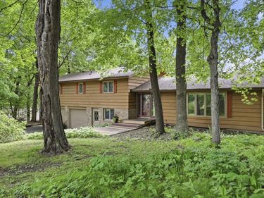 18415 14th Avenue N, Plymouth, MN 55447