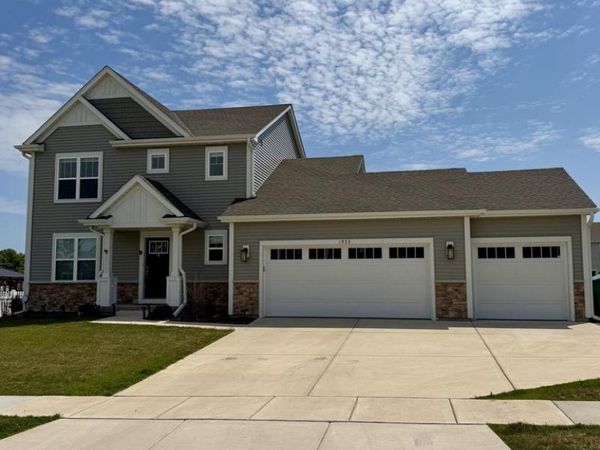 1933 Cheshire DRIVE, Union Grove, WI 53182